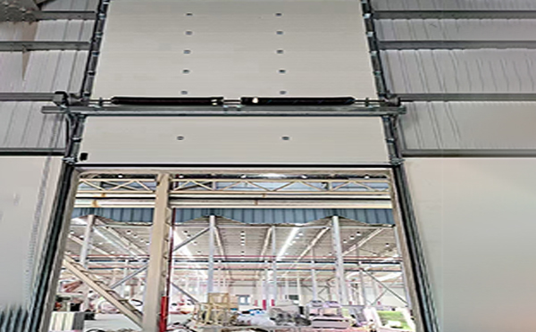 海东工业提升门