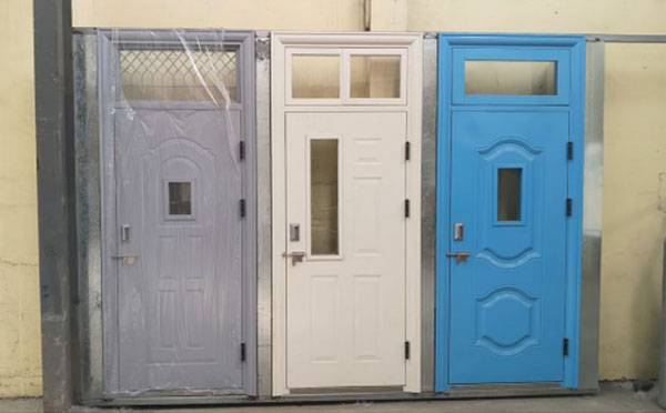 海东学校教室门