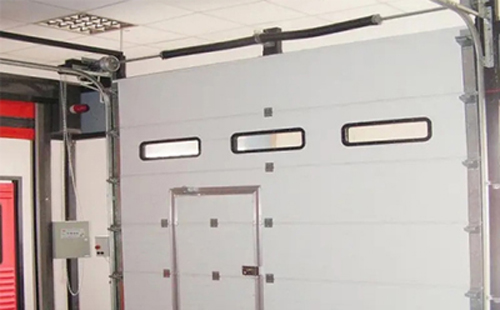 海东工业提升门的安装方法