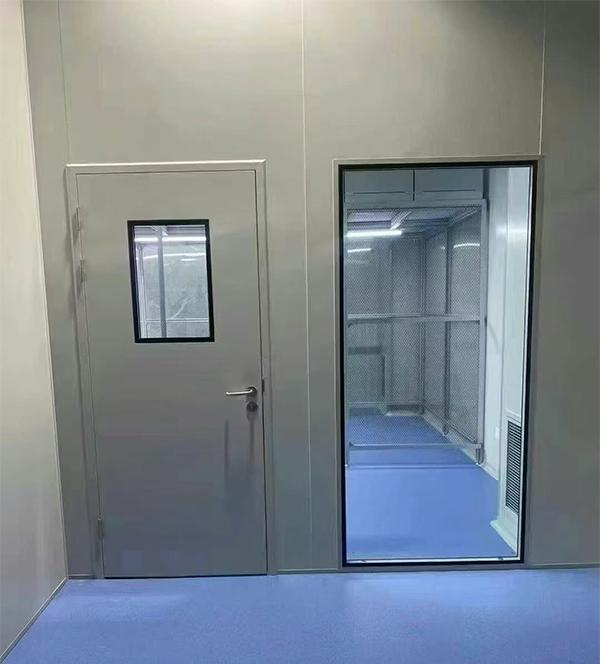 学校教学楼完成海东防火门标准化安装