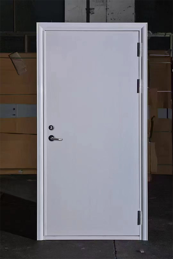 社区活动中心加装海东防火门保障居民安全