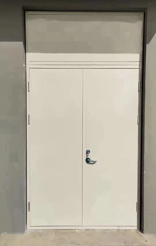 展览馆项目完成大跨度海东防火门安装 展览馆项目完成大跨度海东防火门安装